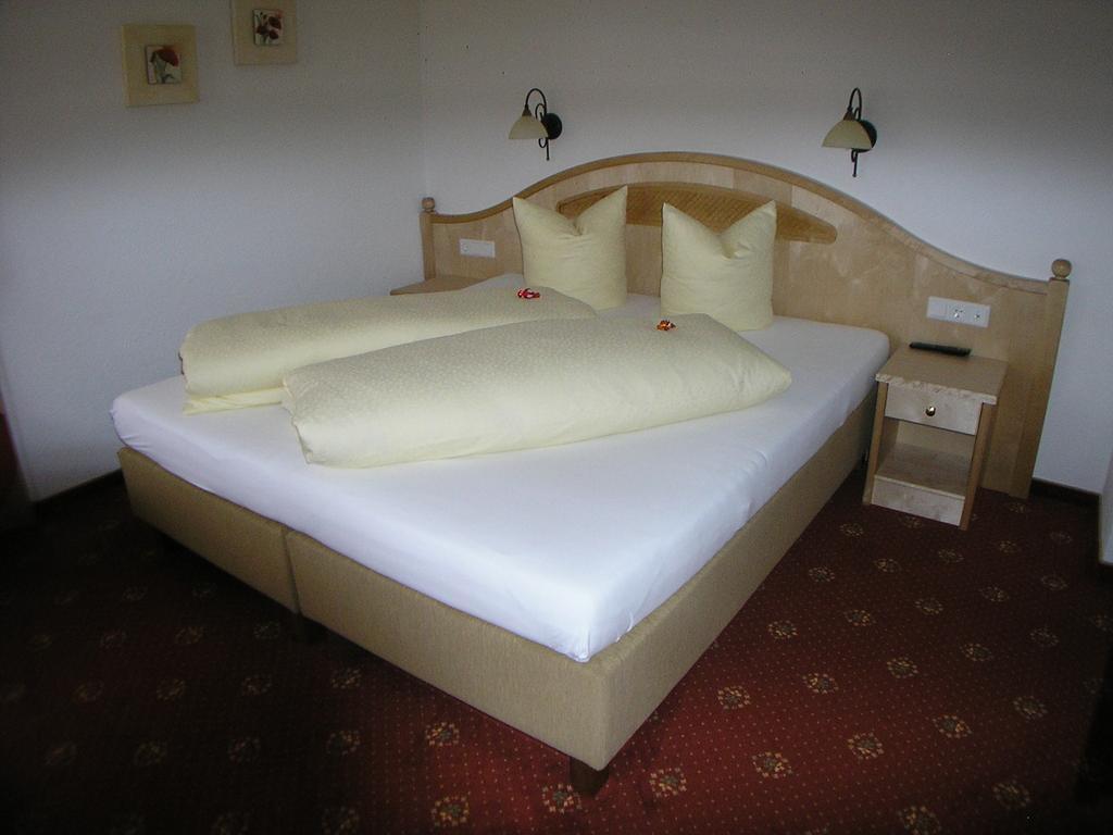 Hotel-Garni Weidacherhof Leutasch Bilik gambar