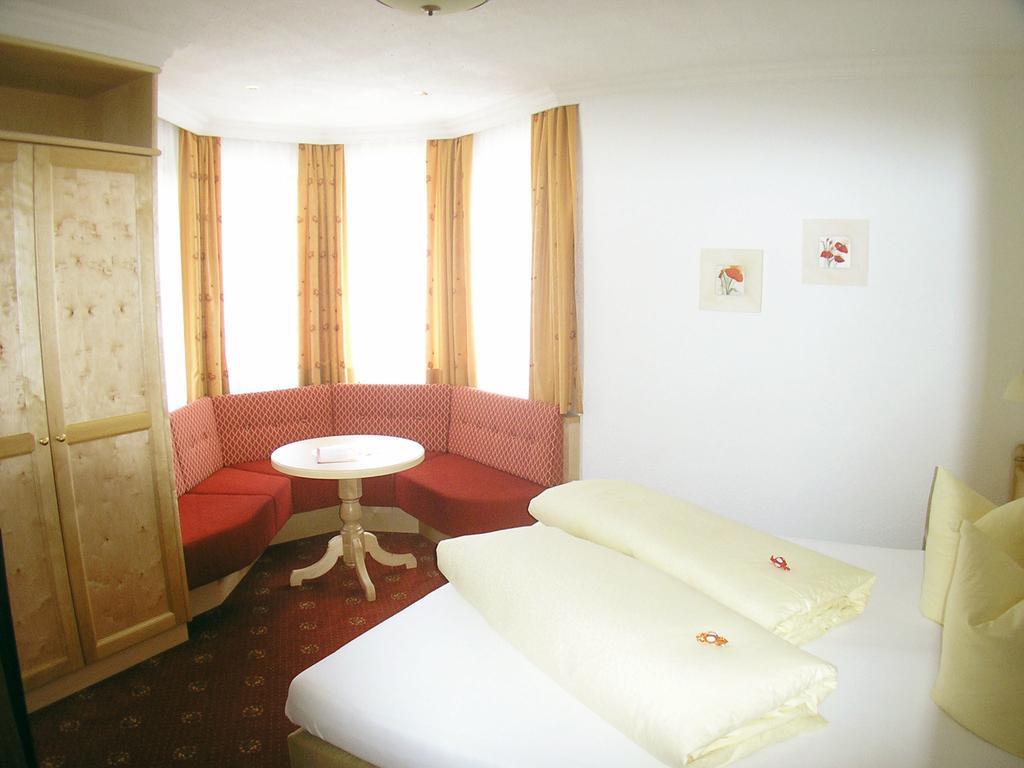 Hotel-Garni Weidacherhof Leutasch Bilik gambar